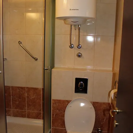 Pensionat Deluxe Manuela With Balcony Center