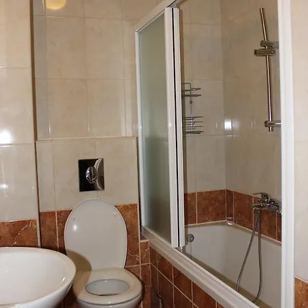 Deluxe Manuela With Balcony Center