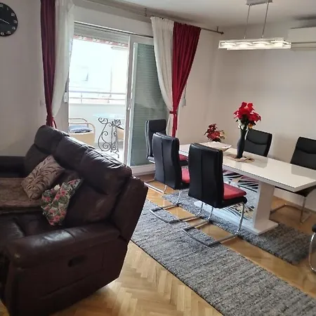 Deluxe Manuela With Balcony Center Konukevi