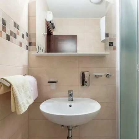 Konukevi Deluxe Manuela With Balcony Center 3*