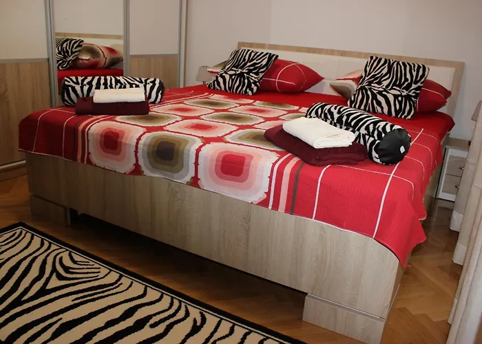 Gasthuis Deluxe Manuela With Balcony Center