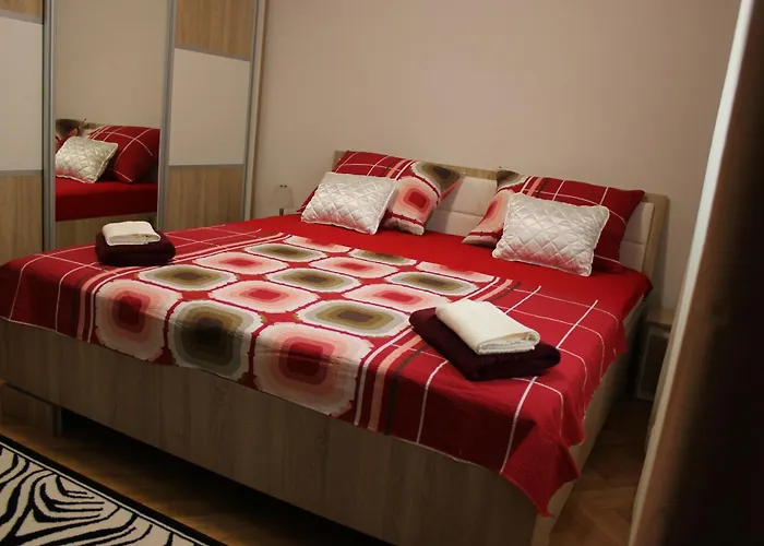 Deluxe Manuela With Balcony Center Split